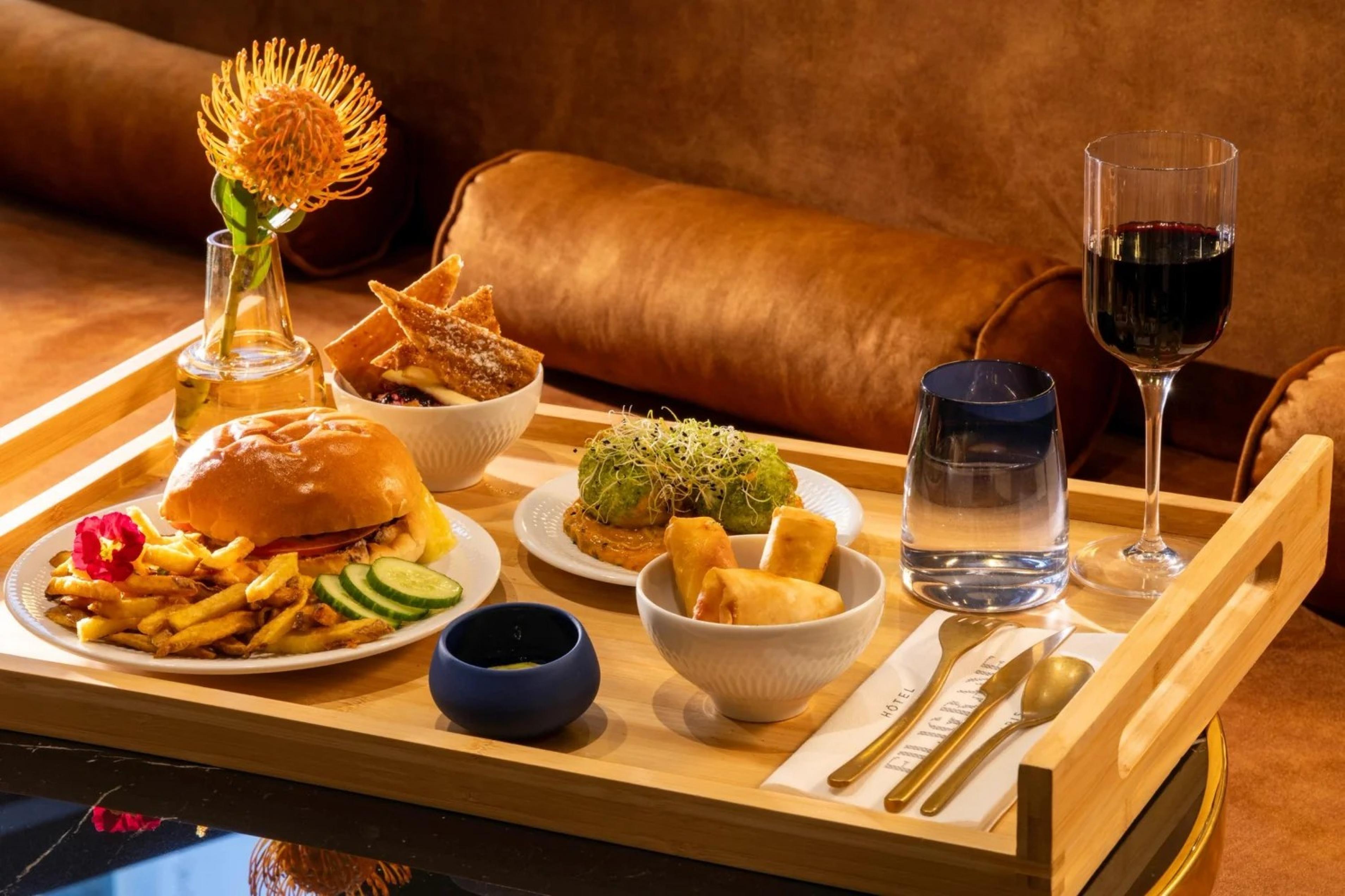 ROOM SERVICE